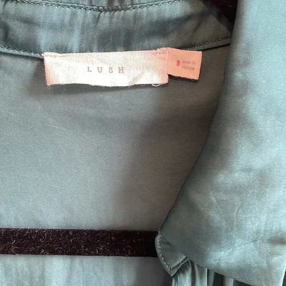 Faux silk top - Picture 5 of 5